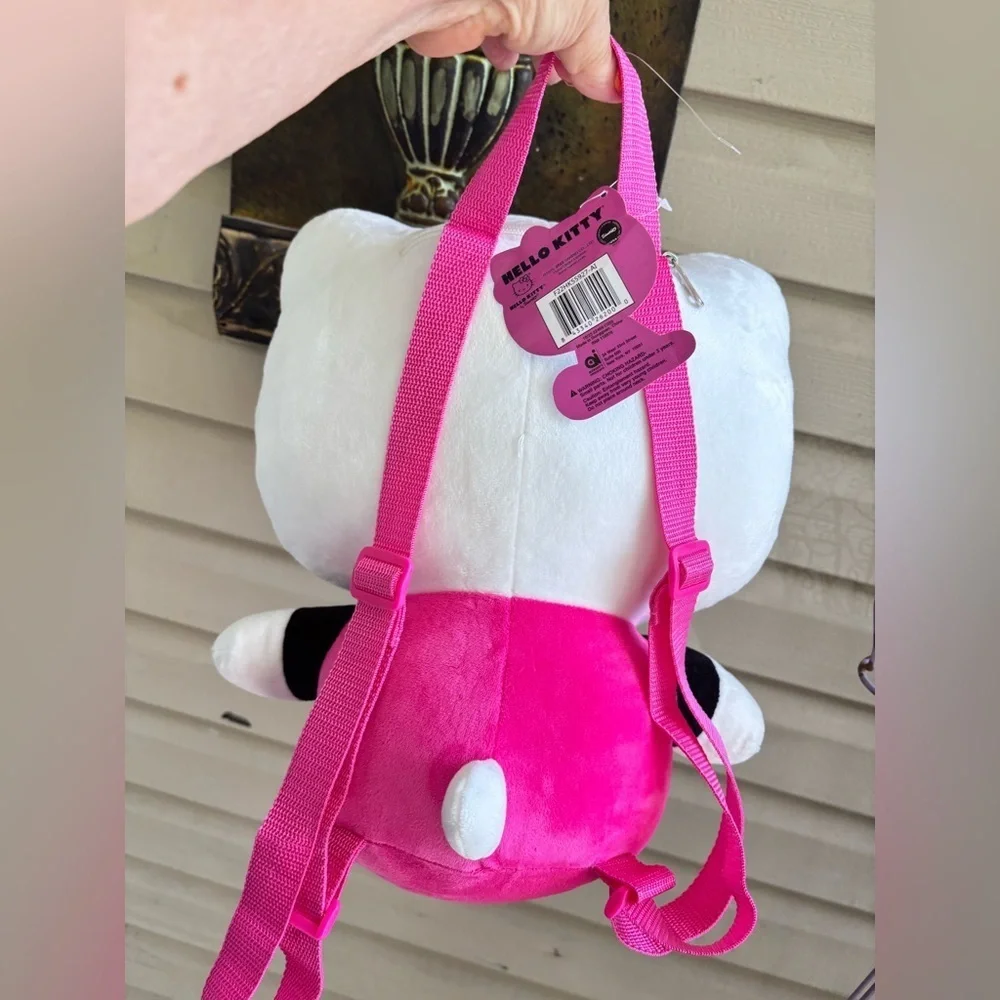 Hello Kitty plush backpack NWT